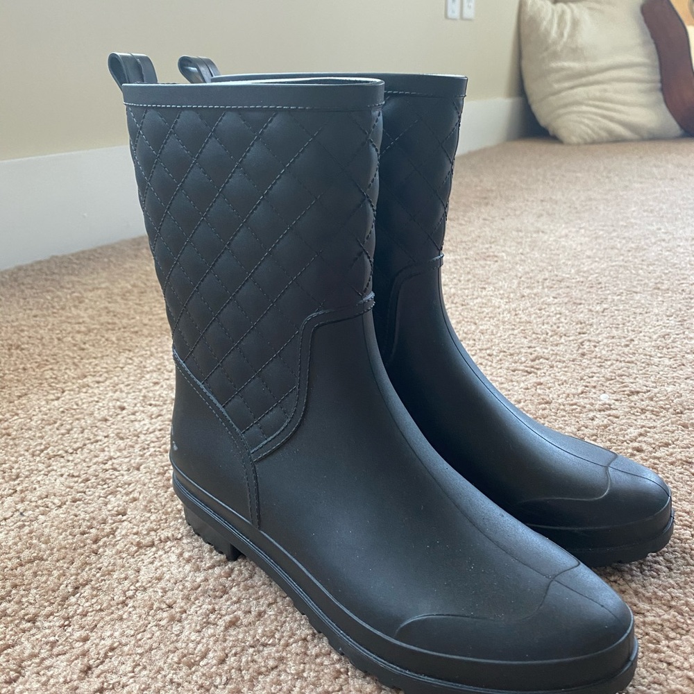 Quilted Rainboots
